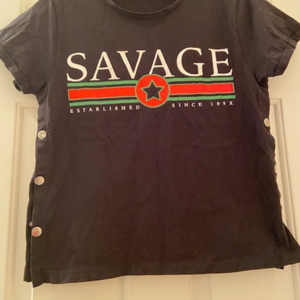 FB Sister Savage T Shirt sz S  Short Sleeves Multicolor
